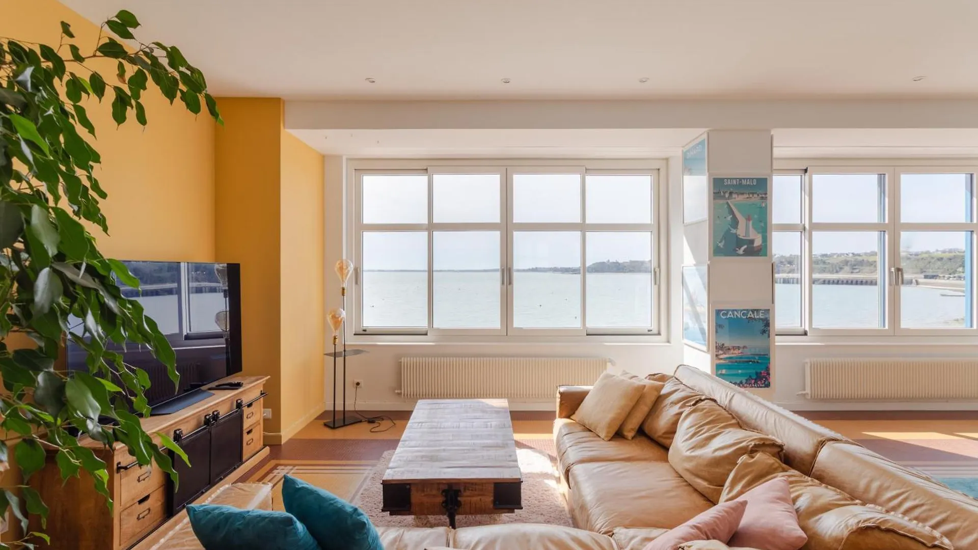 Apartment L'Amiraute - Vue Imprenable Sur La Mer Cancale